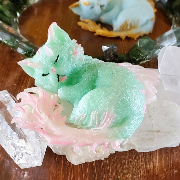 Lil devil kitty - Picture 2 of 5